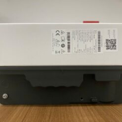 Mặt bên và tem thông số kỹ thuật của Inverter hòa lưới 8kW SENERGY SE 8KTL-T1