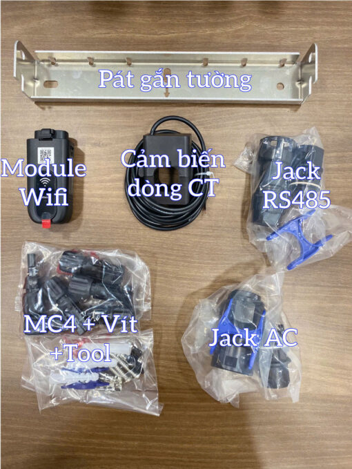 Phụ kiện kèm theo của Inverter hòa lưới 8kW SE 8KTL-T1