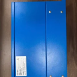 Mặt bên và tem thông số của biến tần bơm Gigabox IP65 3 pha 11kW